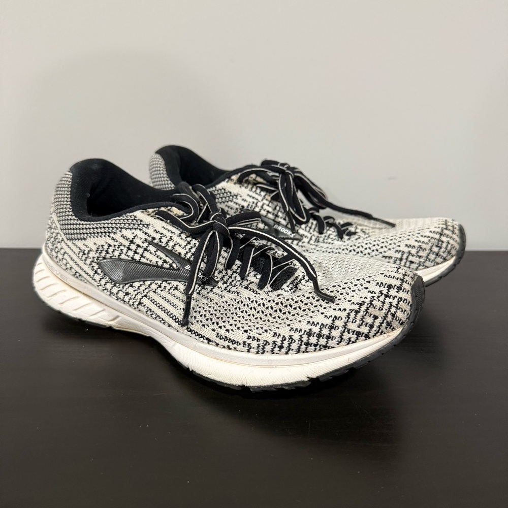 Brooks Black and White Sneakers